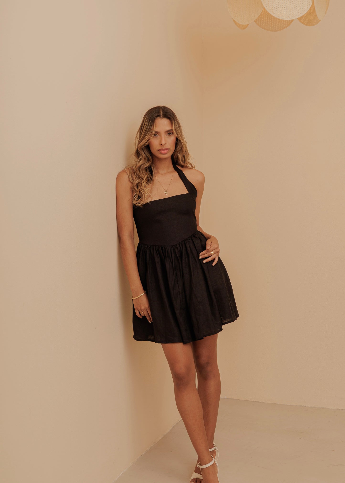 BACK BOW MINI DRESS - BLACK