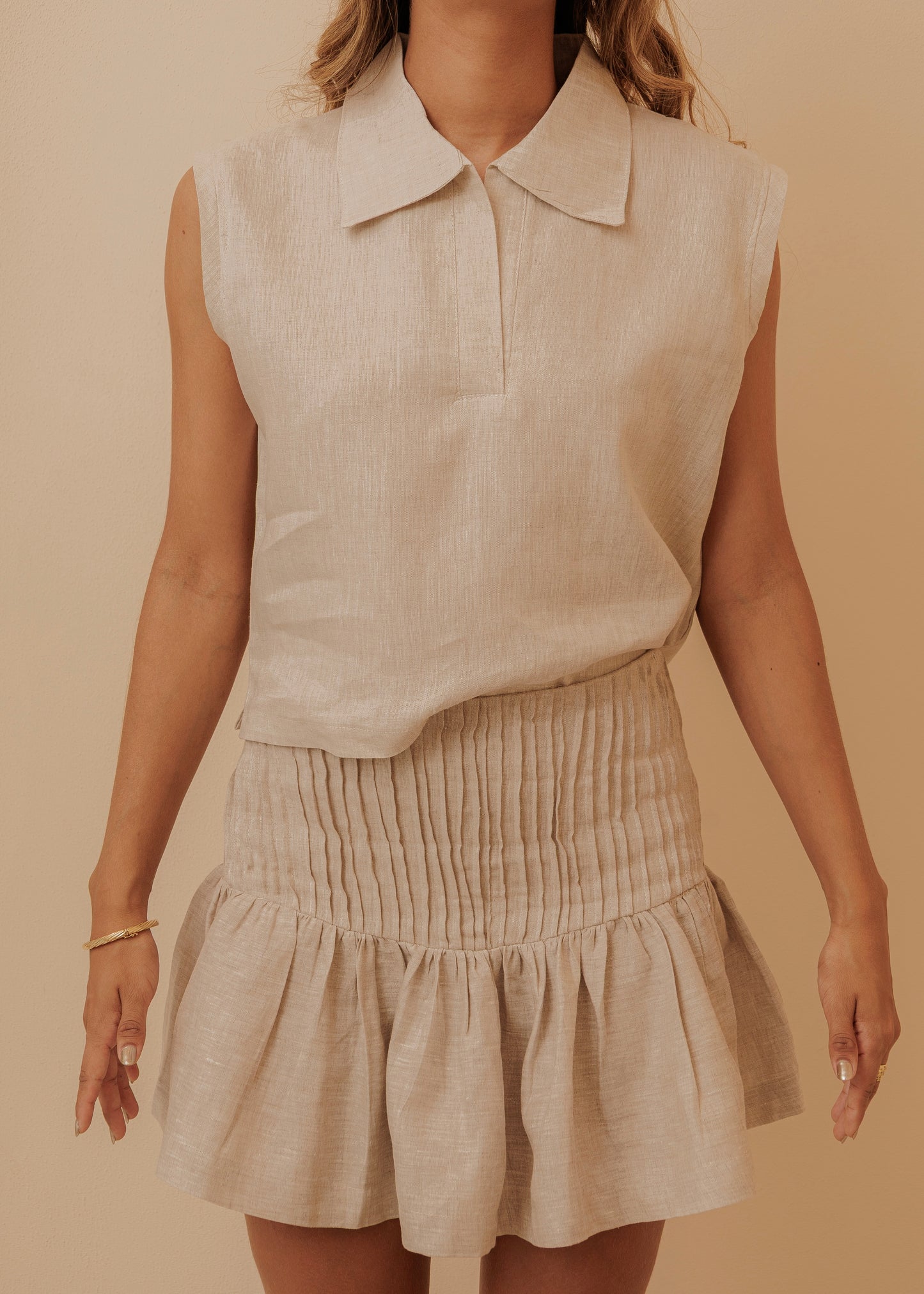 SLEEVELESS SHIRT - SAND