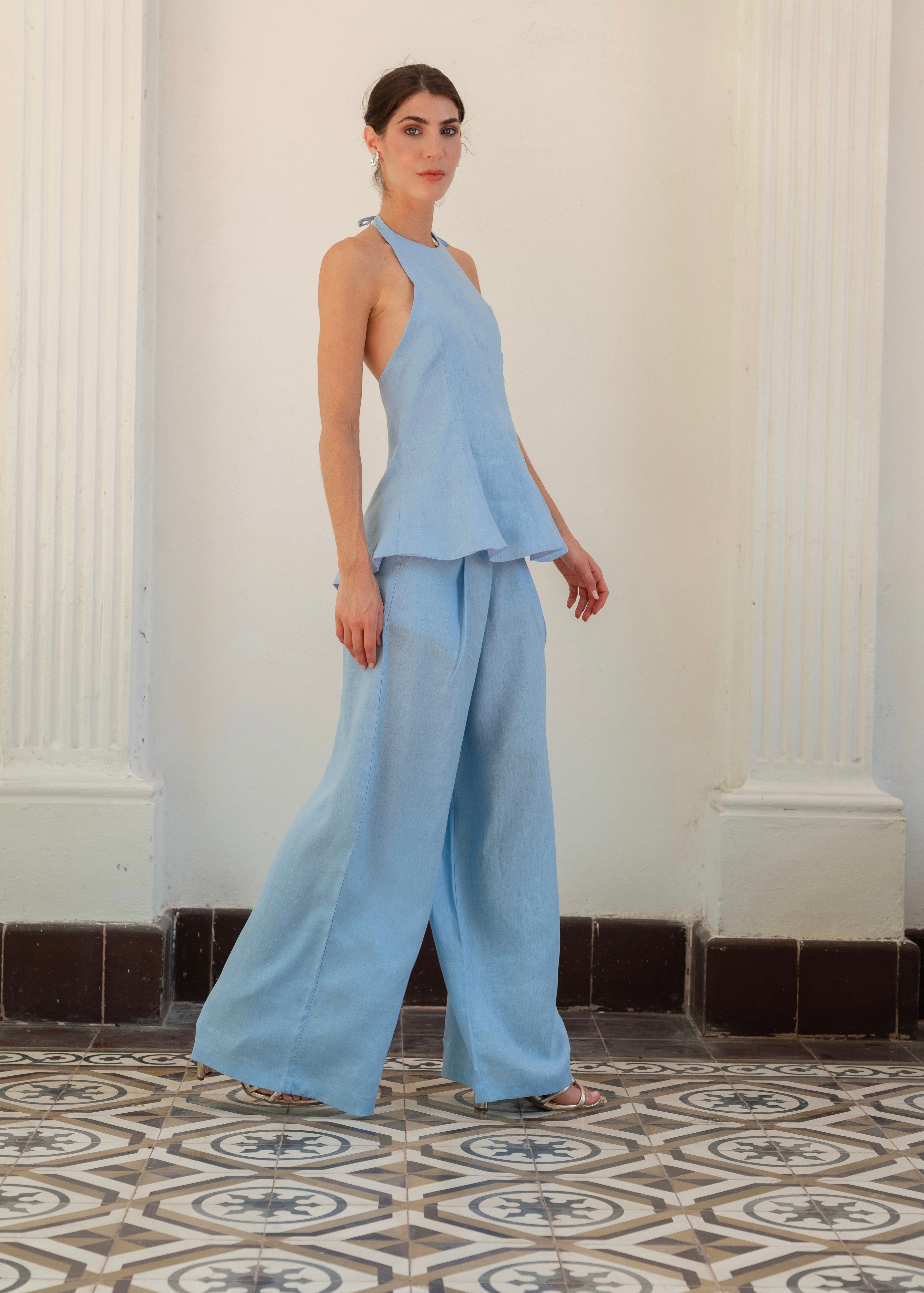 The Hostess Set- Medium Blue