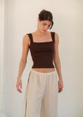 Sleeveless Squared Top -Deep Brown