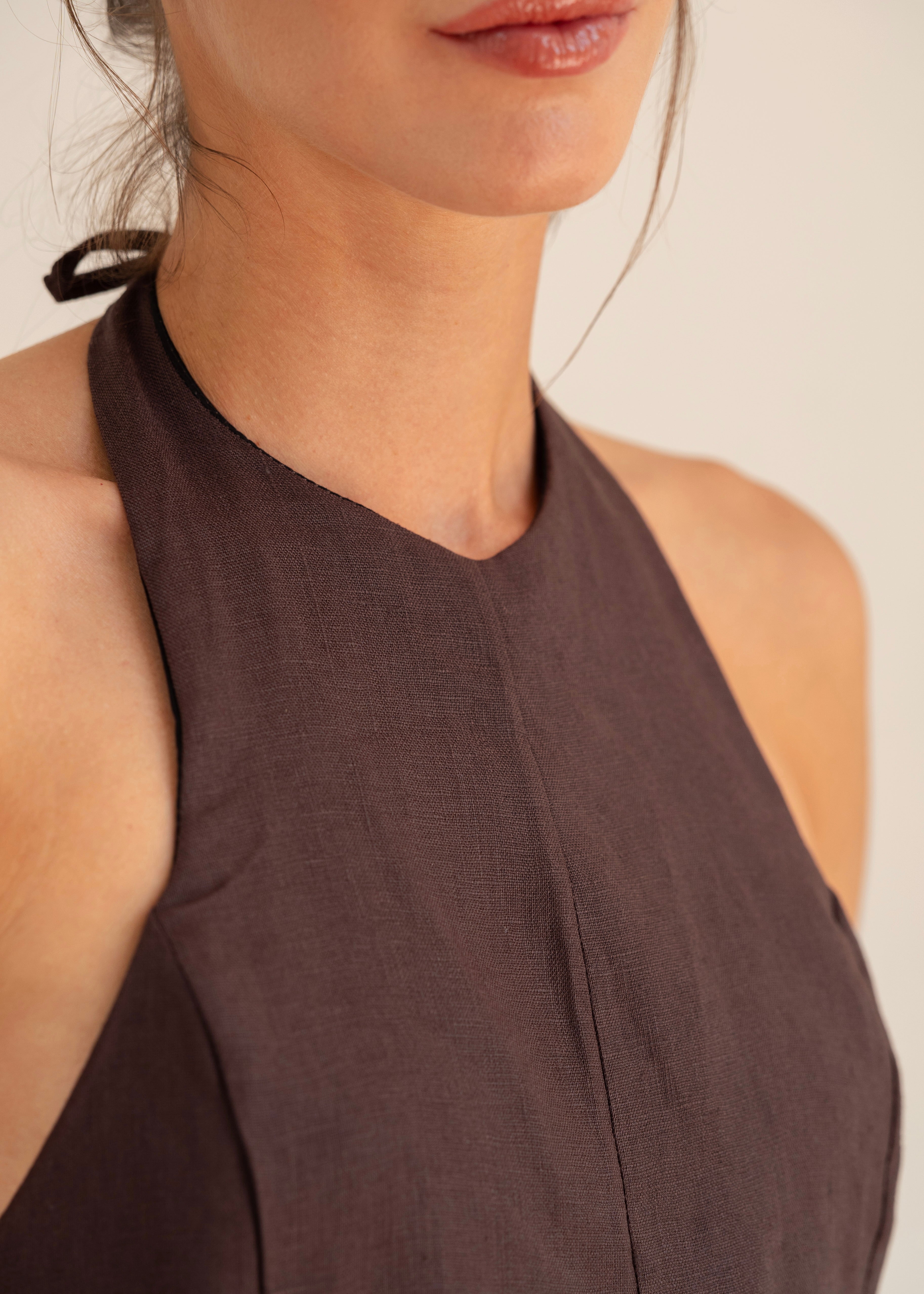 The Hostess Blouse - Deep Brown