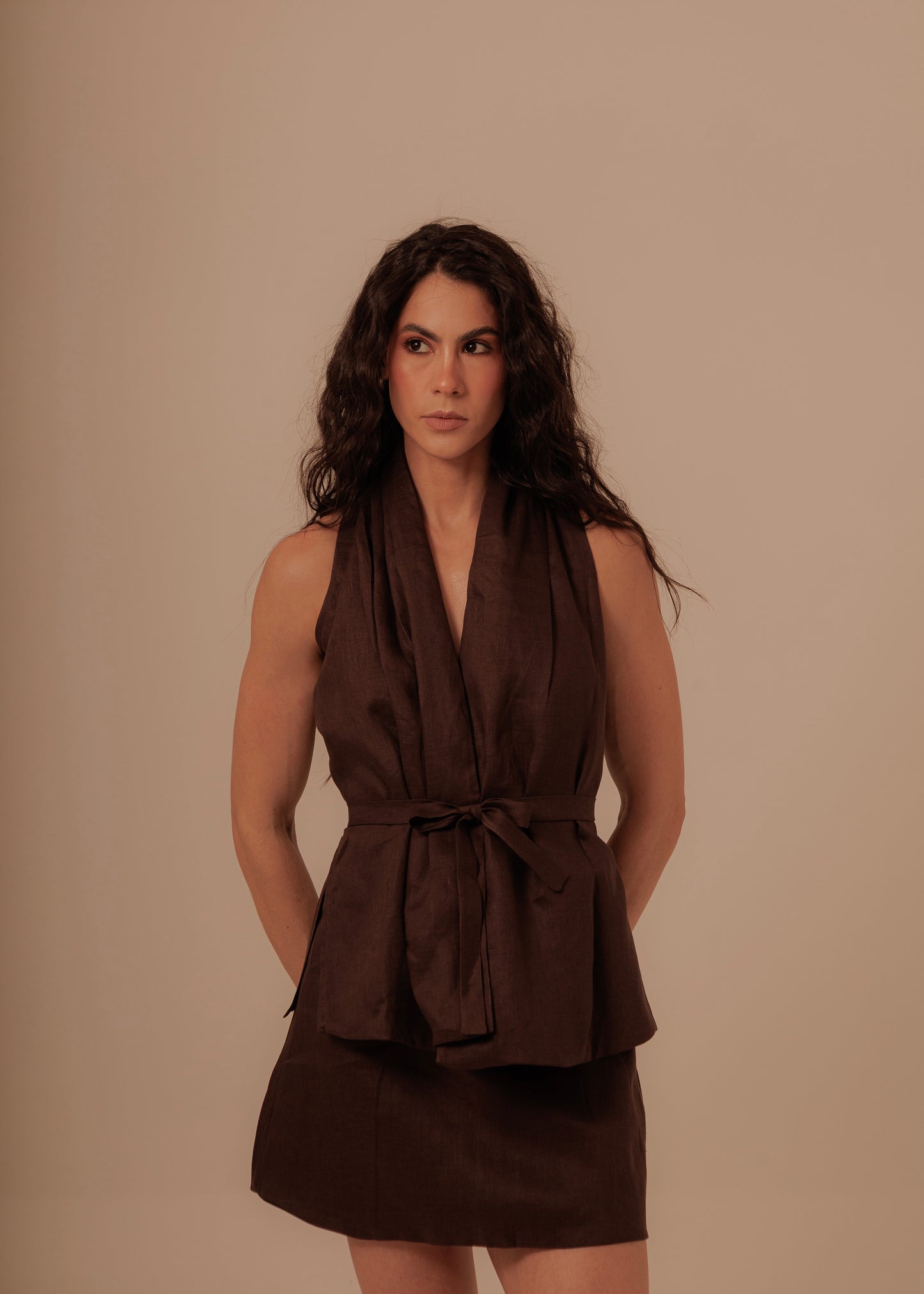 CROSSED VEST - DEEP BROWN