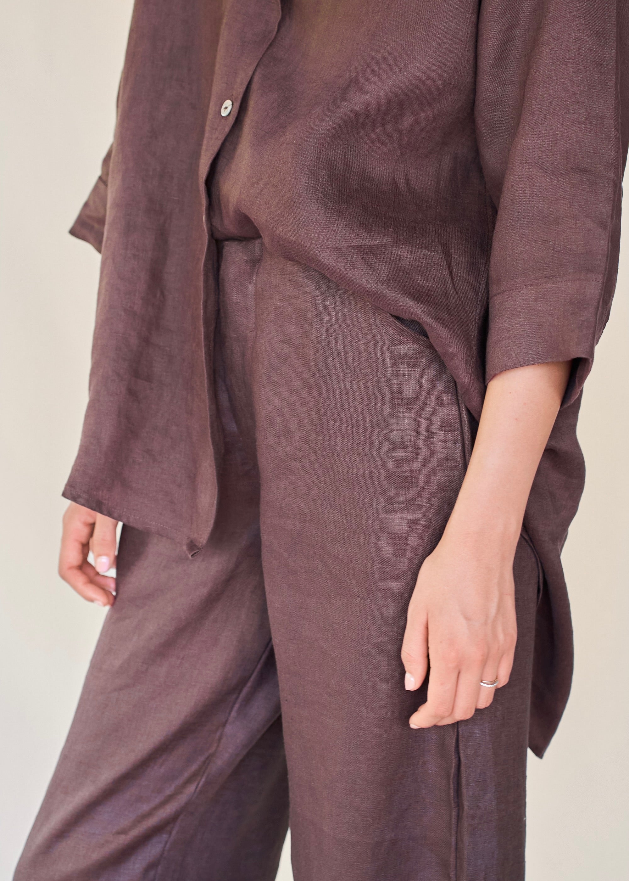 Medium Rise Pants - Deep Brown