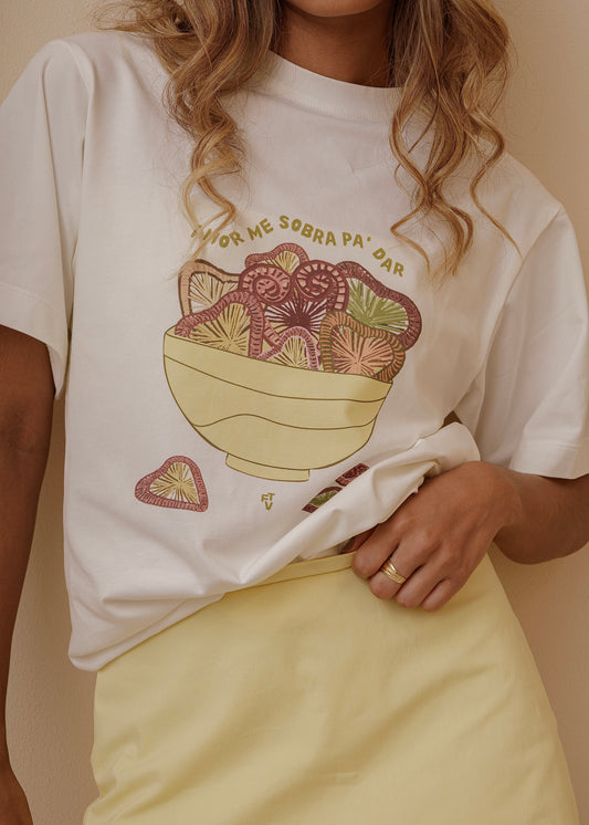 ME SOBRA AMOR - T SHIRT